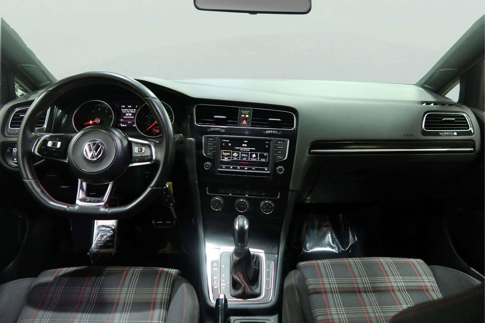 Used 2017 Volkswagen GTI 4-Door FWD image 33