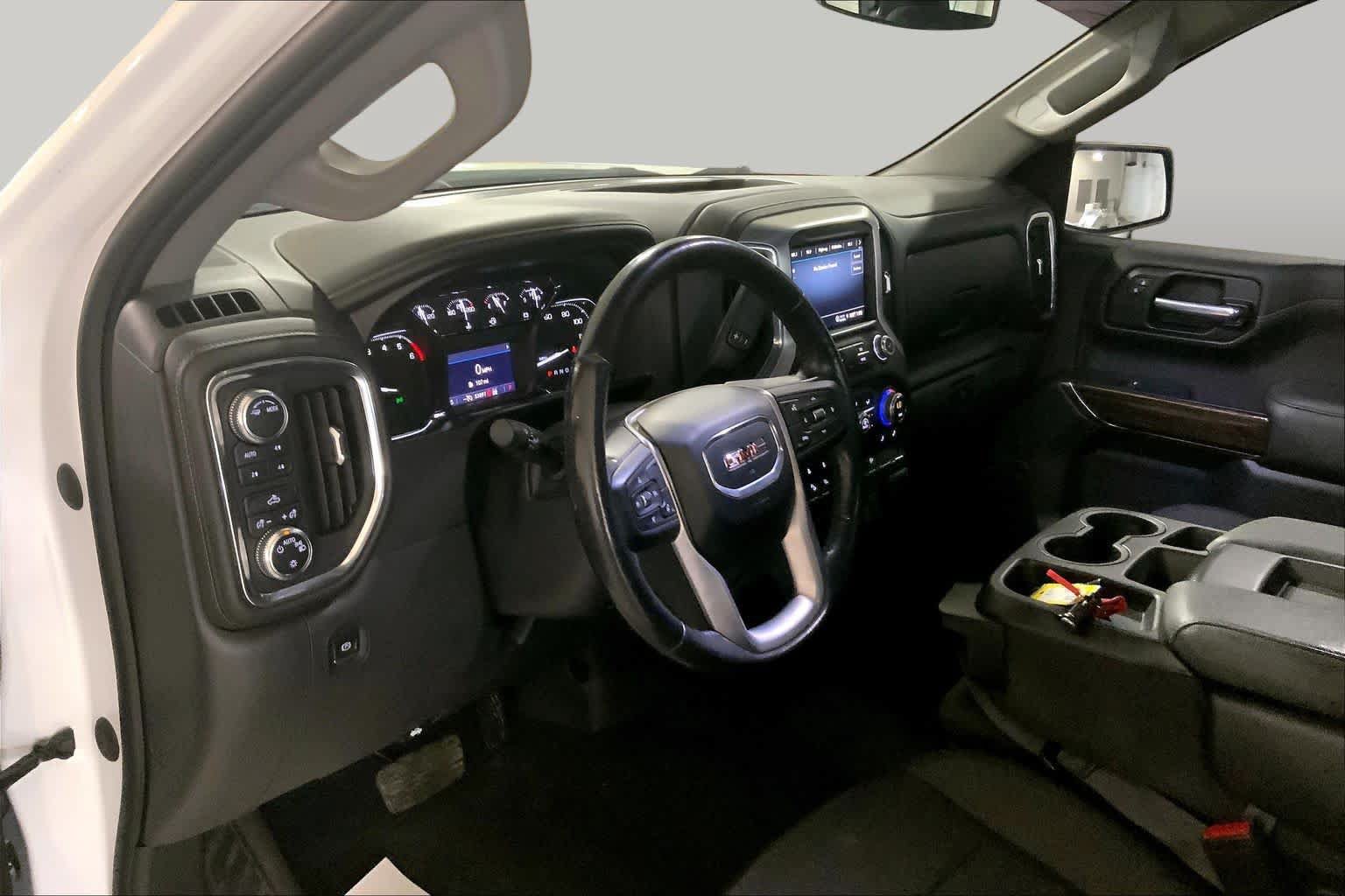 Used 2021 GMC Sierra 1500 SLE w/ X31 Off-Road Package AWD/4WD image 17