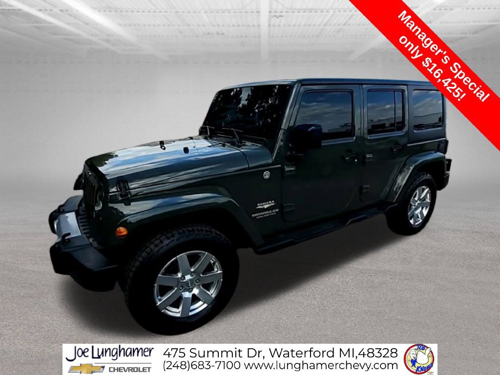 Used 2015 Jeep Wrangler Unlimited Sahara w/ Dual Top Group AWD/4WD image 4