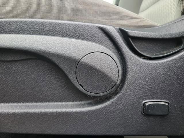 Used 2017 Hyundai Santa Fe Sport FWD image 15