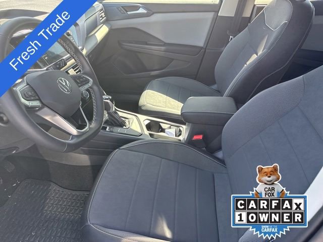 Used 2023 Volkswagen Taos SE w/ Black Wheel Package FWD image 7