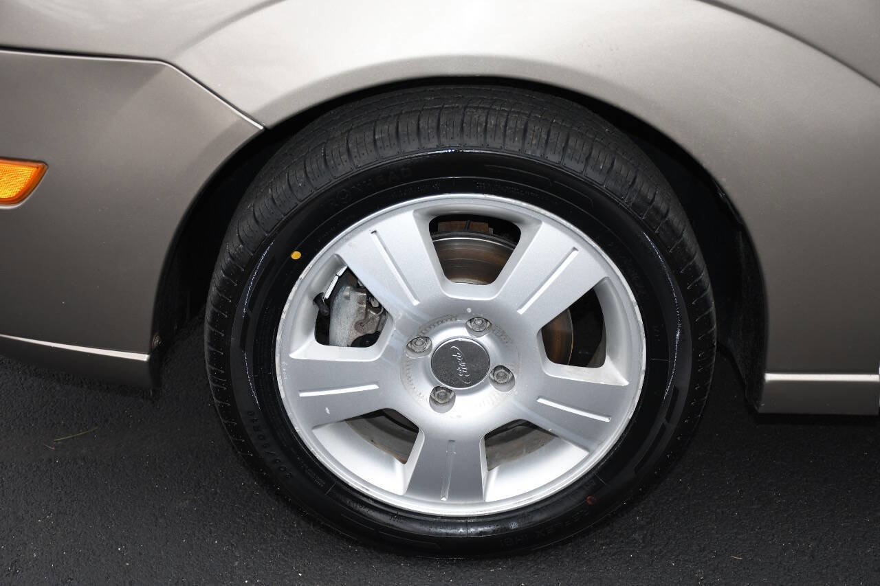 Used 2005 Ford Focus SES image 33