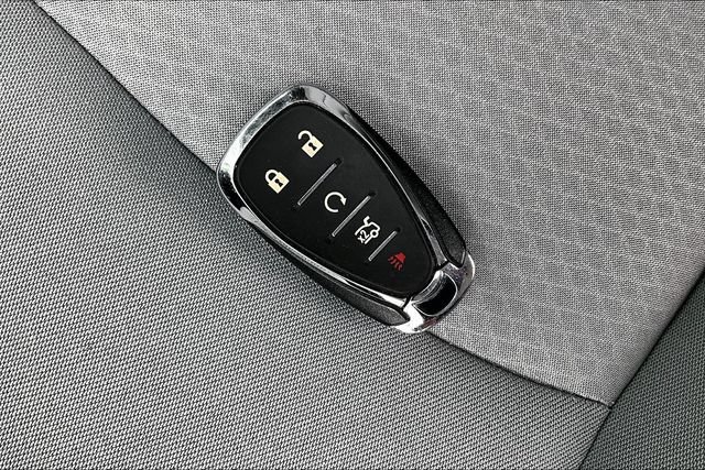 Used 2025 Chevrolet Malibu LT FWD image 11