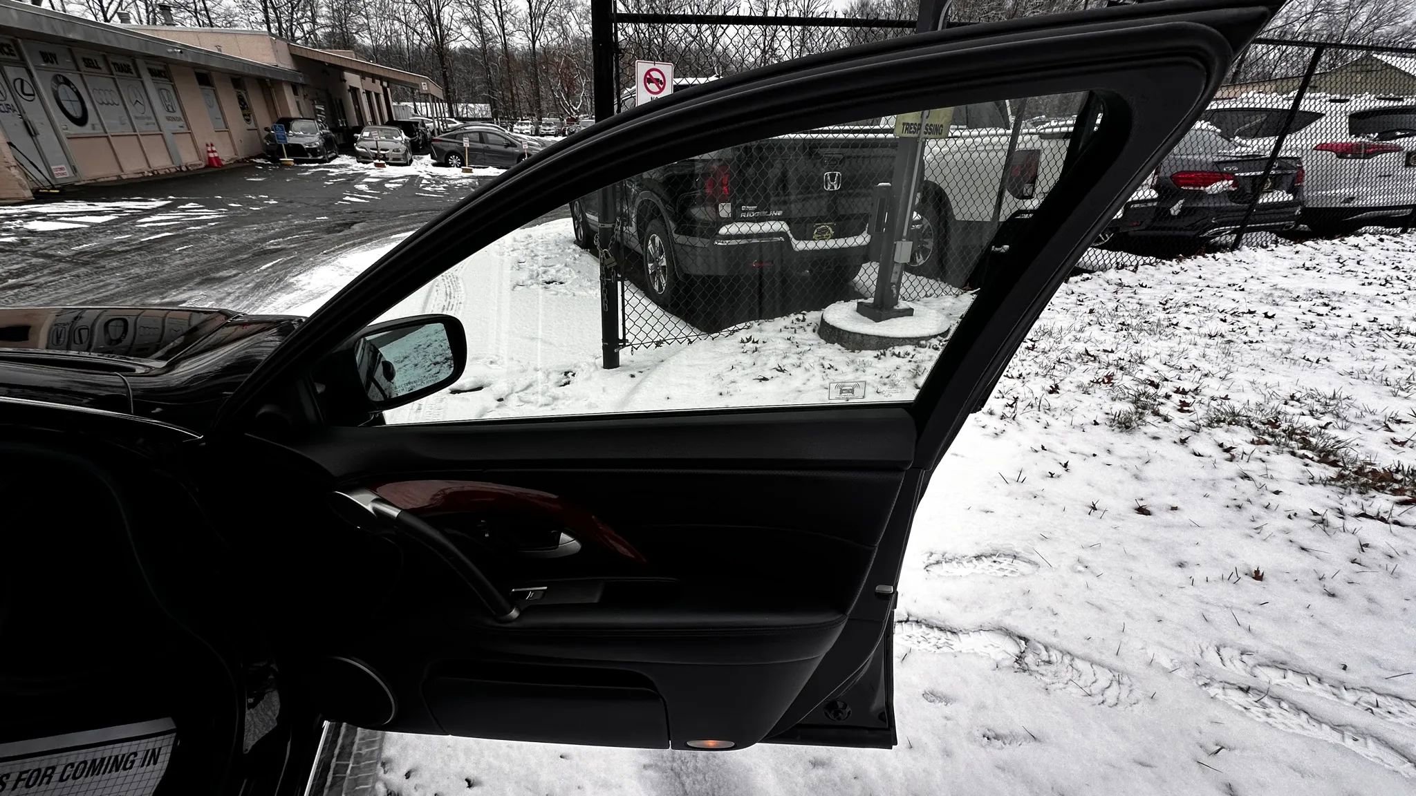 Used 2011 Acura RL image 32