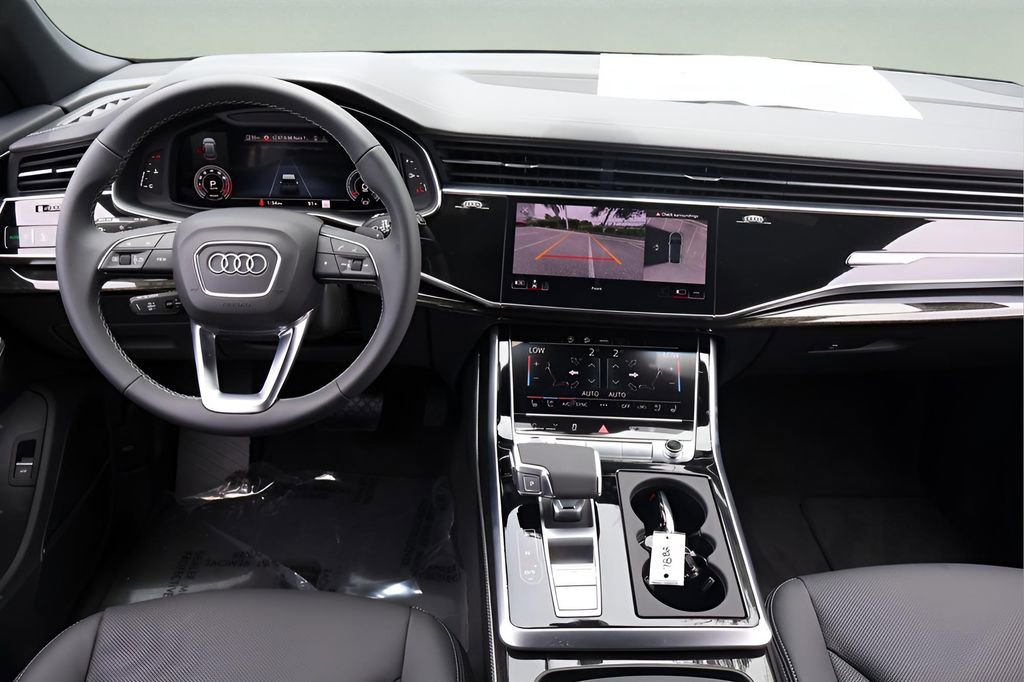 New 2025 Audi Q8 Premium Plus image 16