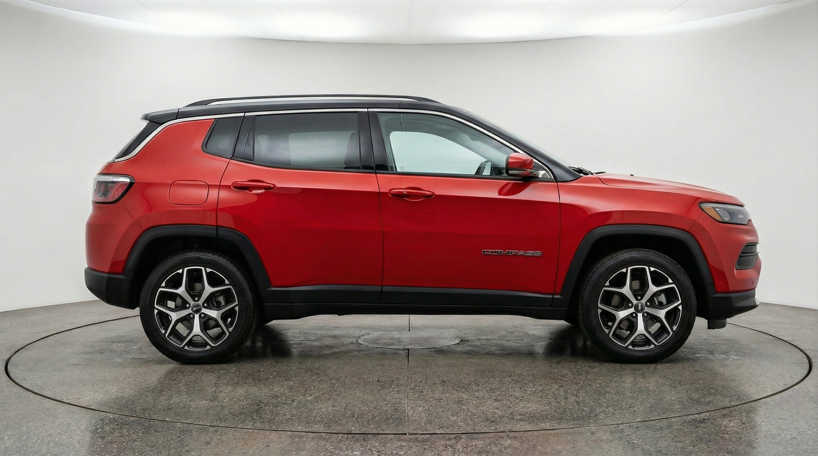 Used 2025 Jeep Compass Limited image 11