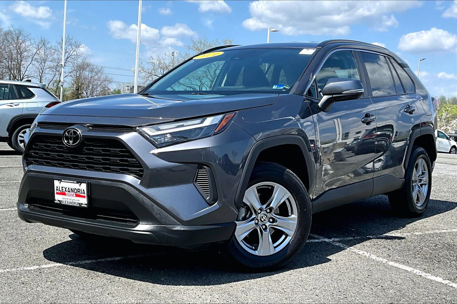 Used 2024 Toyota RAV4 XLE image 1