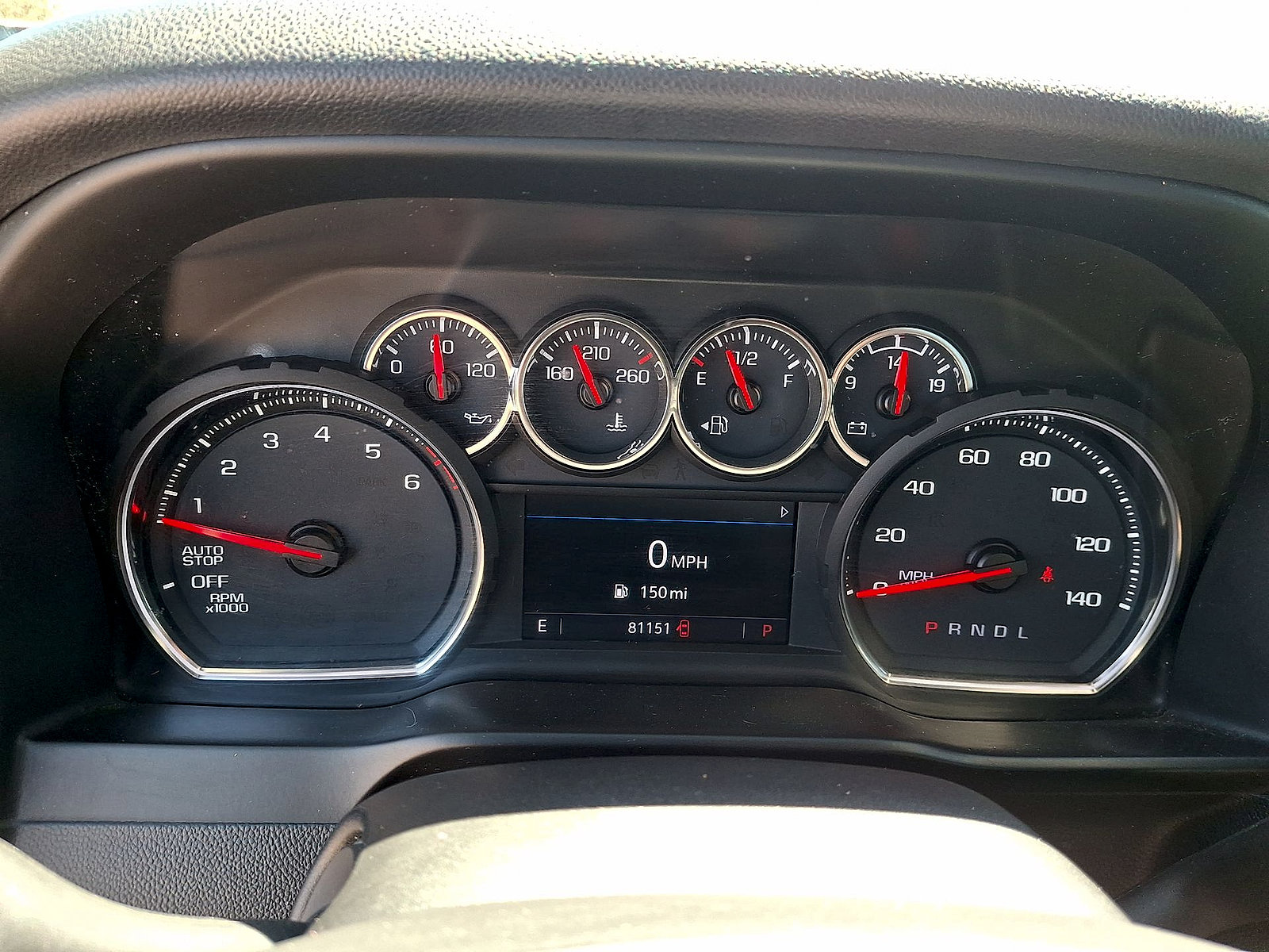 Used 2020 Chevrolet Silverado 1500 LT RWD image 13