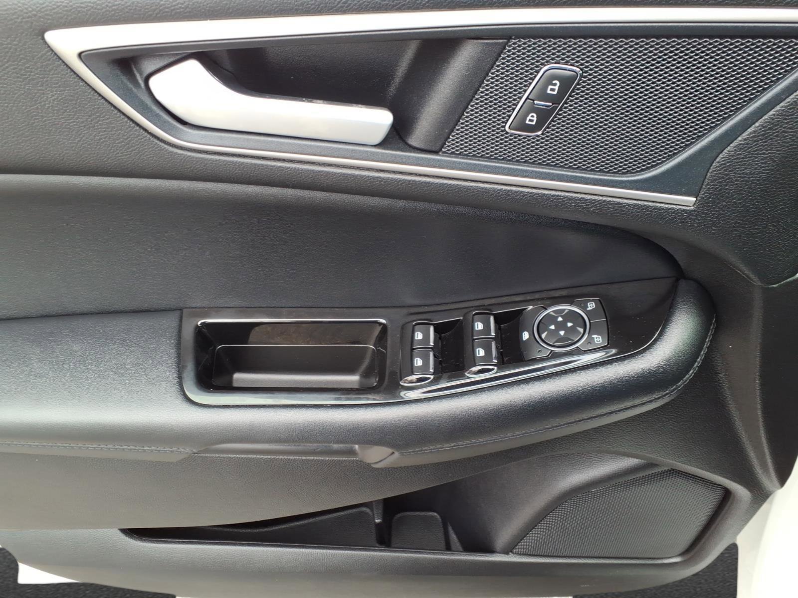 Used 2020 Ford Edge SEL w/ Convenience Package image 22