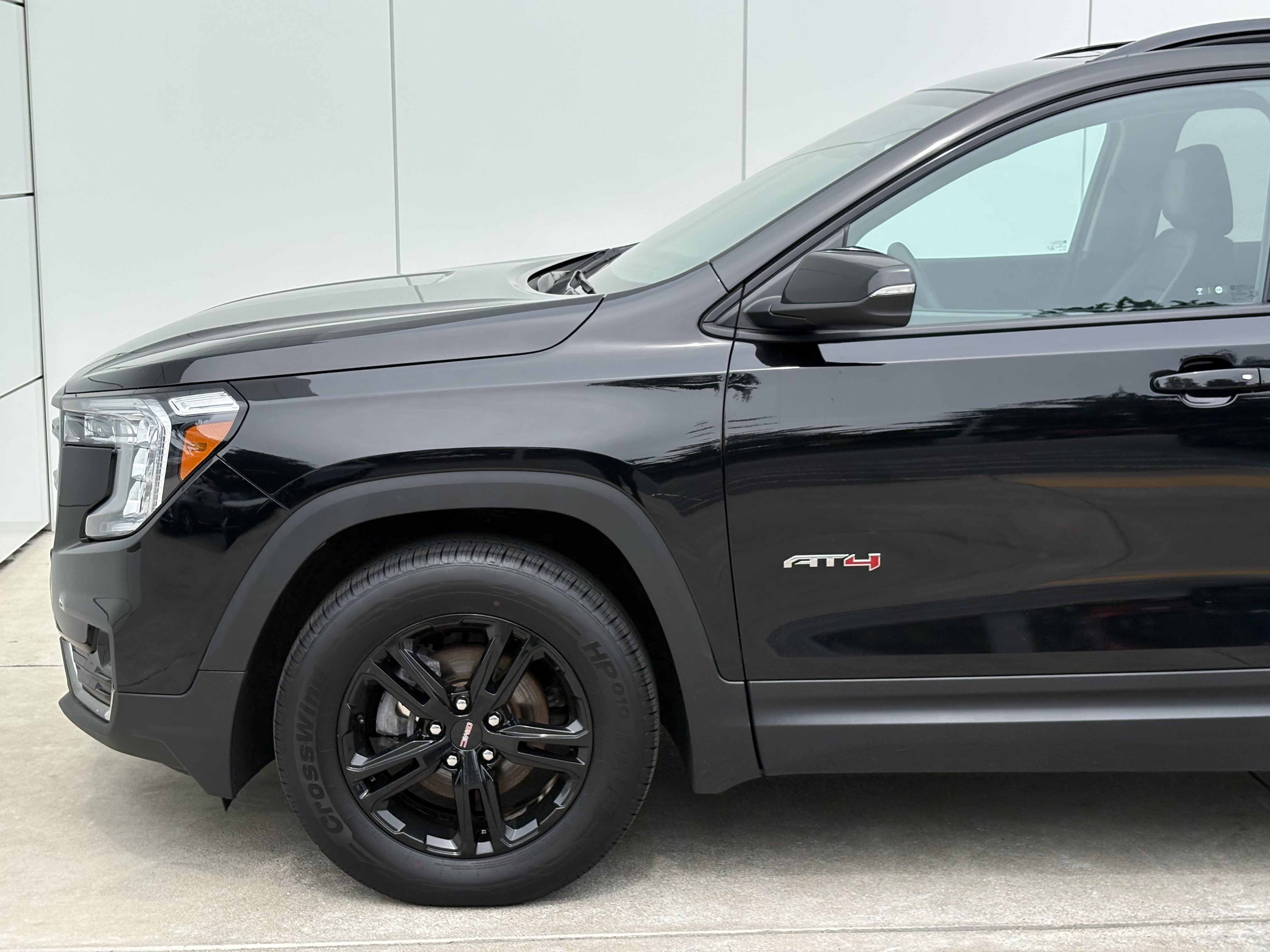 Used 2023 GMC Terrain AT4 AWD/4WD image 5