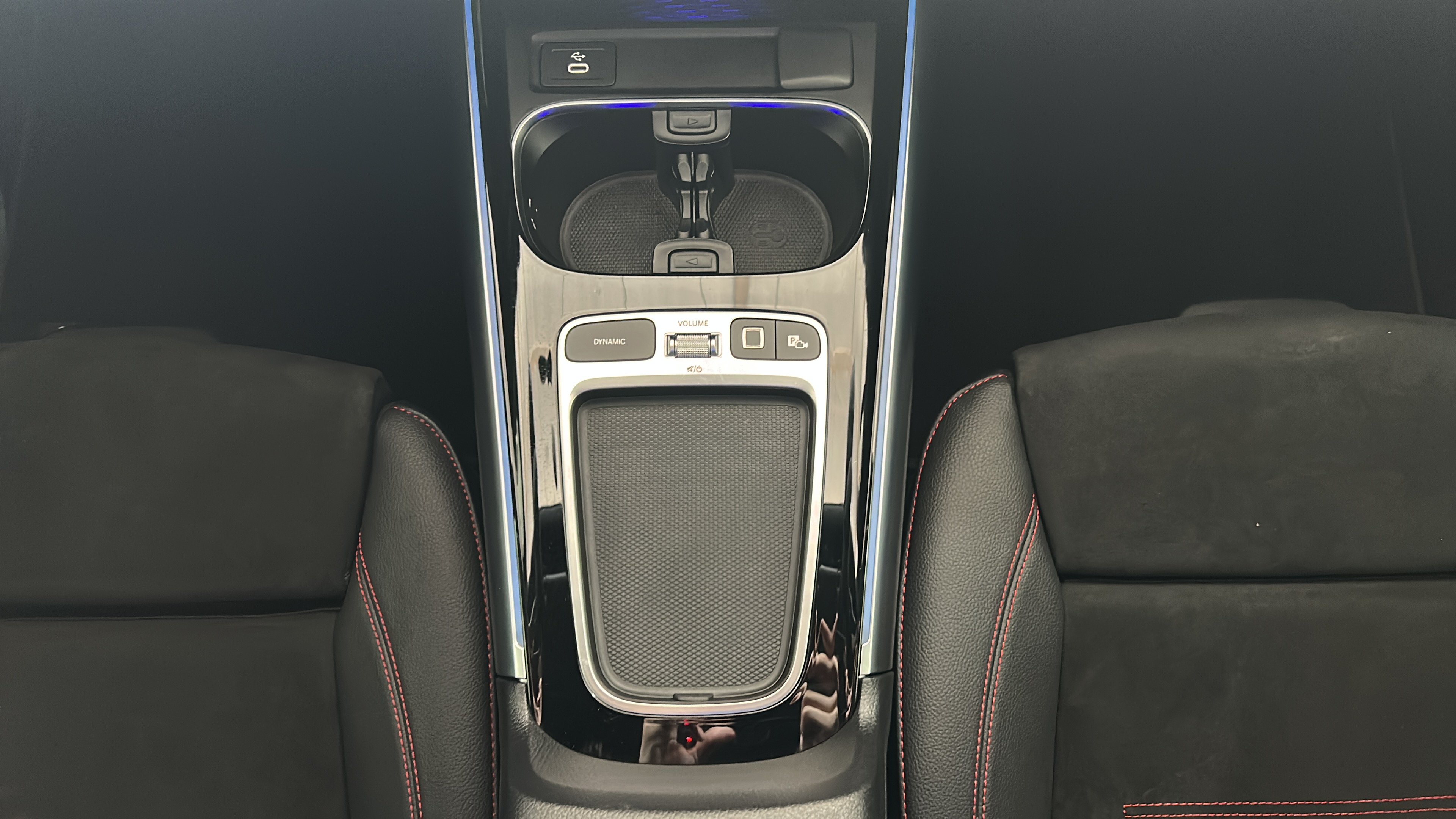 Used 2025 Mercedes-Benz GLA 250 image 21