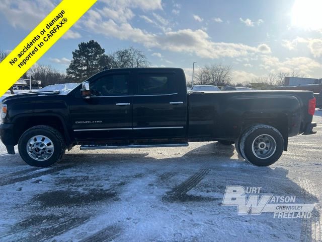 Used 2018 GMC Sierra 3500 Denali w/ Duramax Plus Package image 3