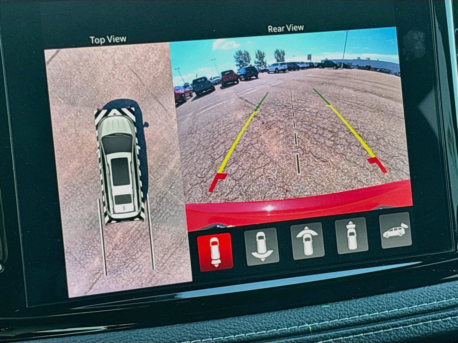 New 2026 Chrysler Pacifica Select w/ S Appearance Package AWD/4WD image 6