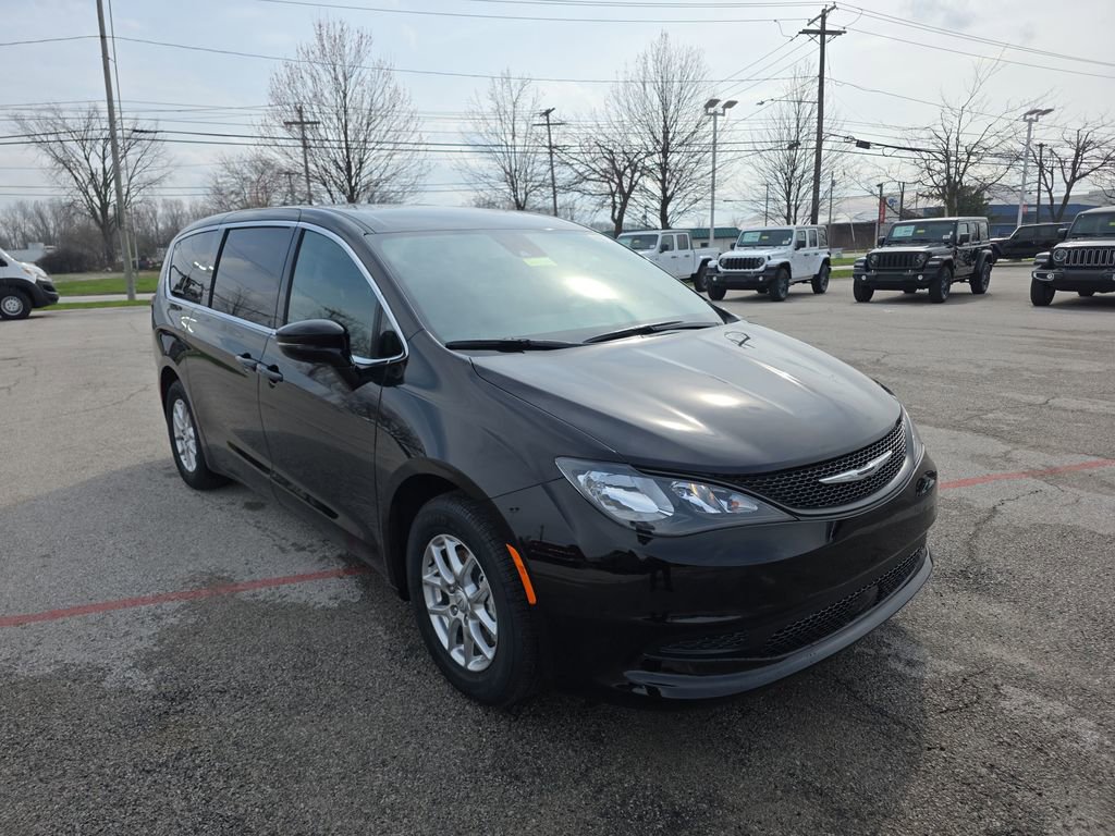 New 2026 Chrysler Voyager LX FWD image 3