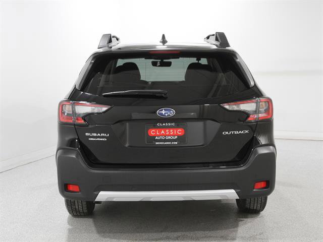 Used 2023 Subaru Outback Limited image 19