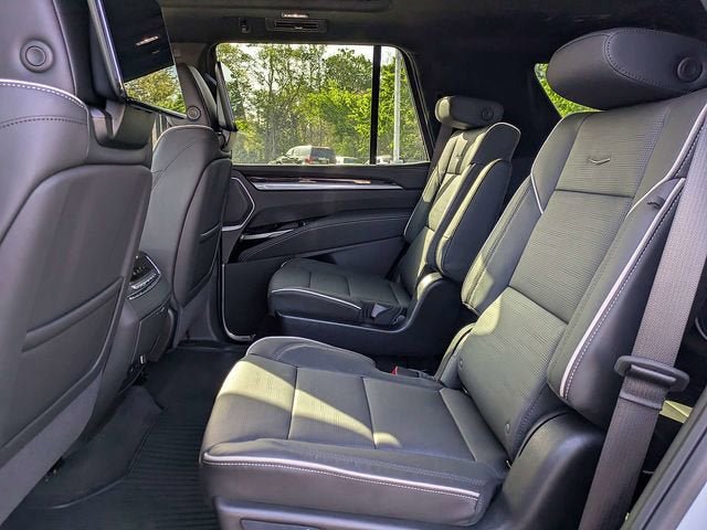 New 2026 Cadillac Escalade Luxury w/ Touring Package image 13