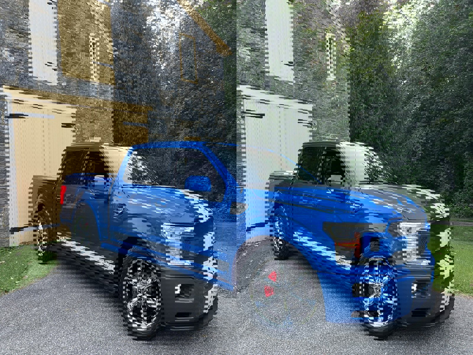 Used 2020 Ford F150 Lariat w/ Equipment Group 502A Luxury image 30