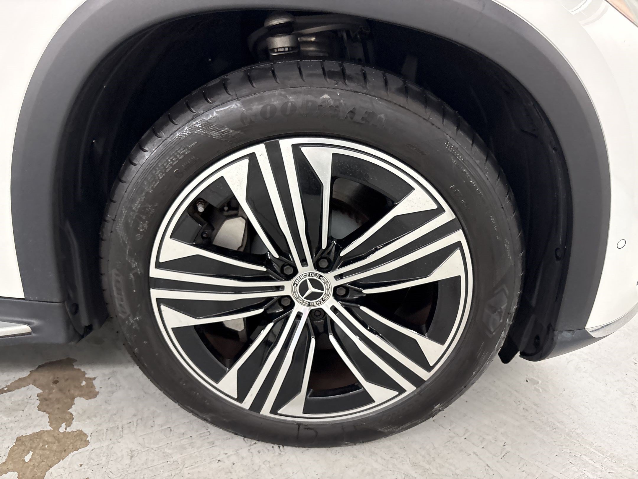 Certified 2024 Mercedes-Benz EQS 450+ SUV image 13