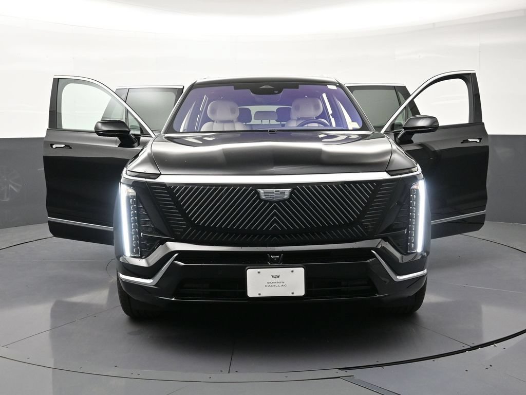 Used 2026 Cadillac Vistiq Luxury AWD/4WD image 37