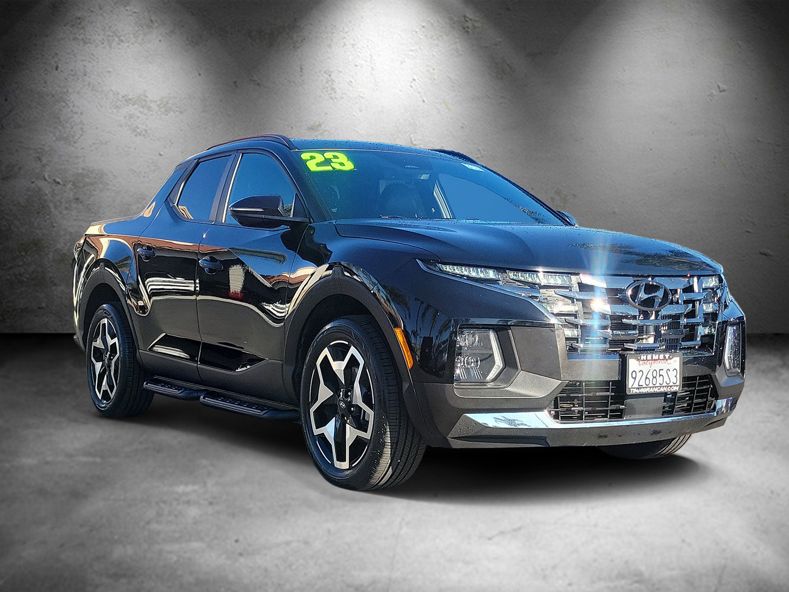 Certified 2023 Hyundai Santa Cruz Limited AWD/4WD image 2