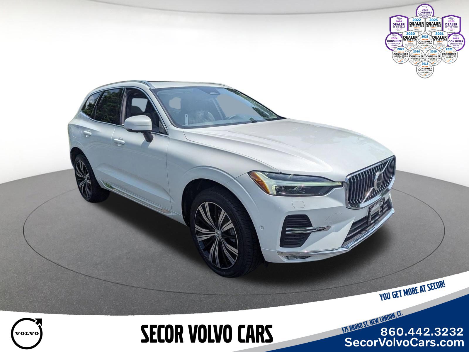 Certified 2023 Volvo XC60 B5 Plus w/ Climate Package AWD/4WD image 2