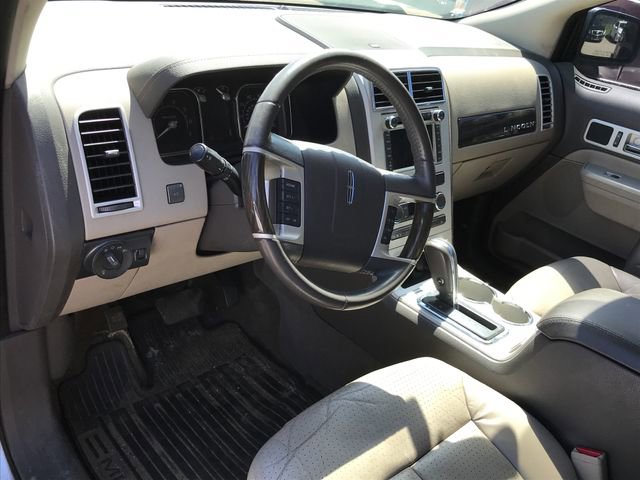 Used 2009 Lincoln MKX AWD image 5