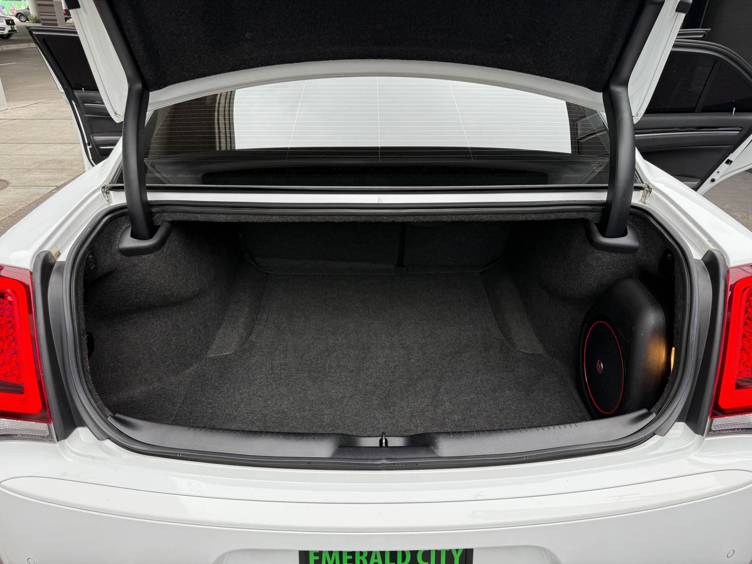 Used 2018 Chrysler 300 S w/ 300S Premium Group image 17