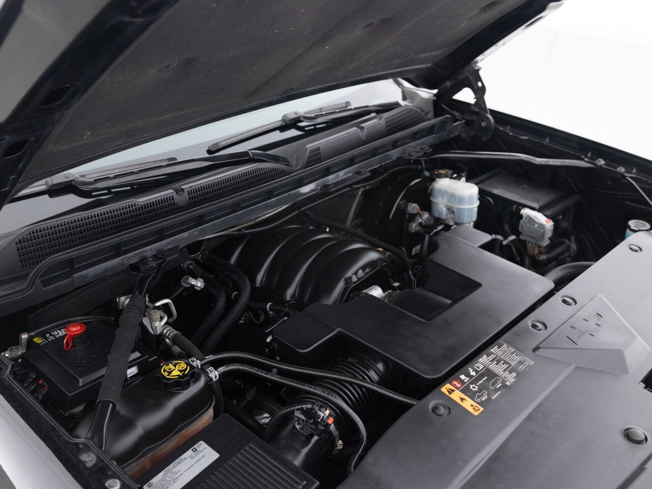 Used 2018 Chevrolet Silverado 1500 LTZ w/ Sport Package image 38