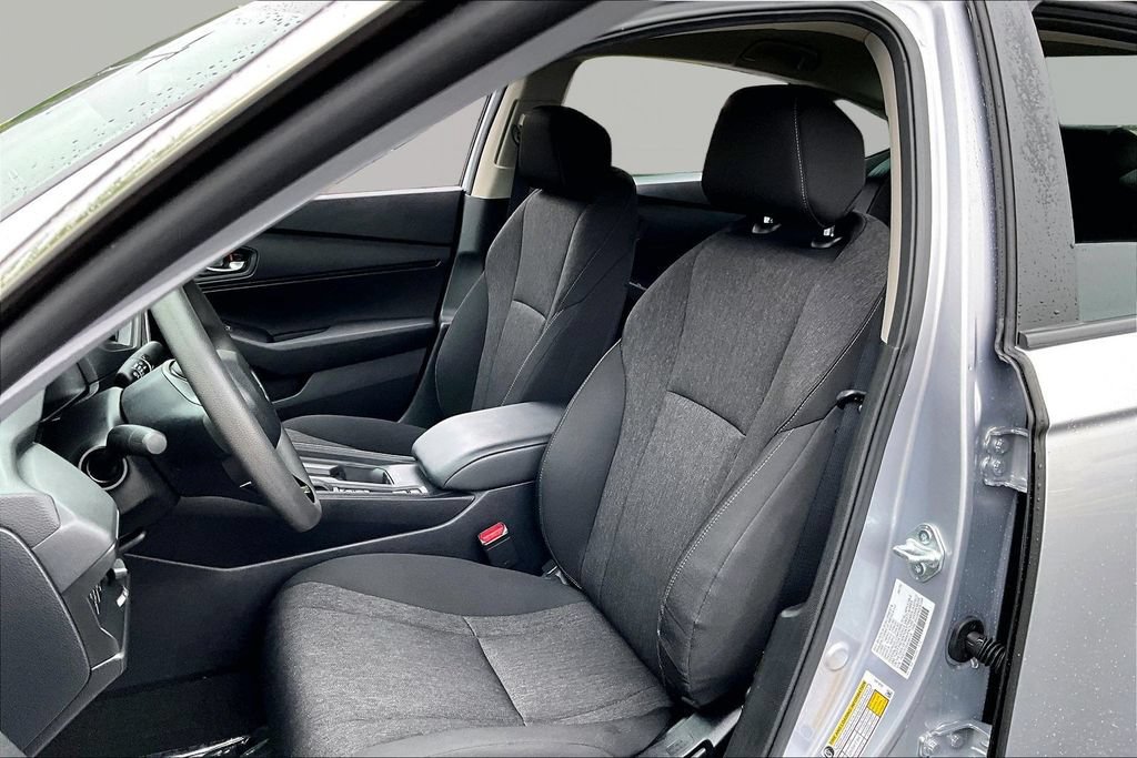 Certified 2025 Honda Accord LX image 15