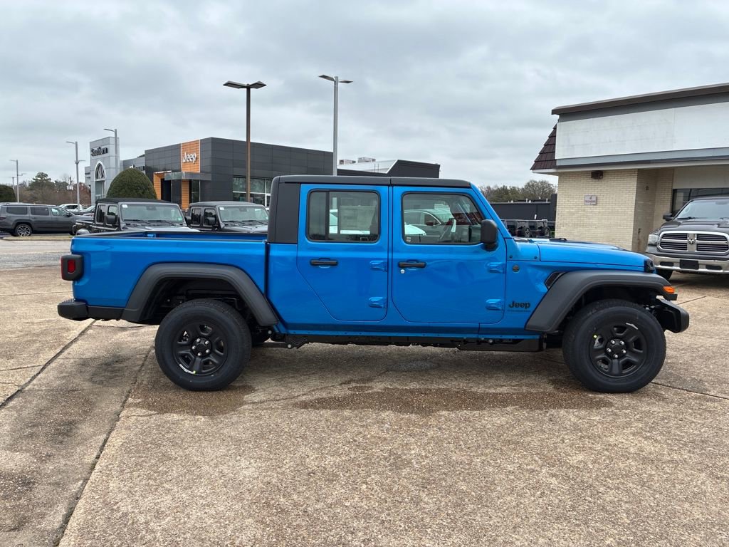 New 2026 Jeep Gladiator Sport image 7