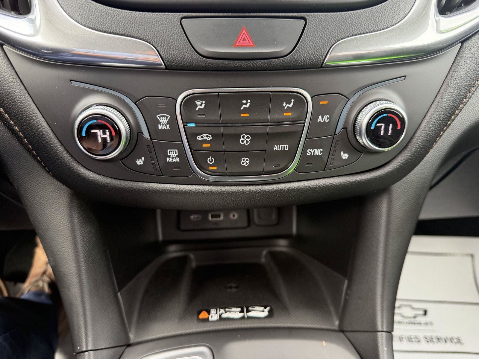 Used 2019 Chevrolet Equinox Premier AWD/4WD image 19