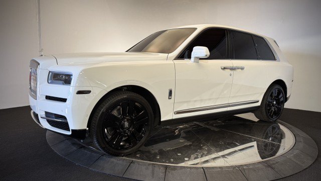 Used 2020 Rolls-Royce Cullinan AWD/4WD image 57