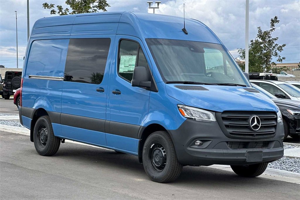 Used 2024 Mercedes-Benz Sprinter 144 Cargo image 7