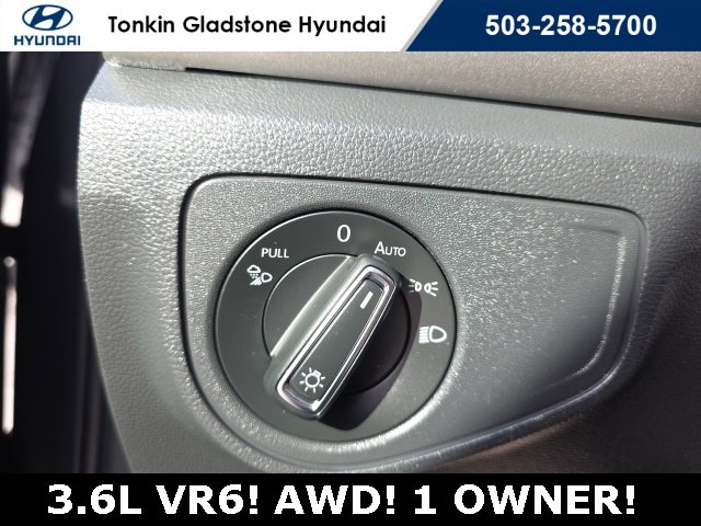 Used 2020 Volkswagen Atlas Cross Sport SEL Premium image 11