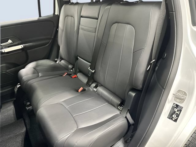 Used 2023 Mercedes-Benz GLB 250 4MATIC image 28
