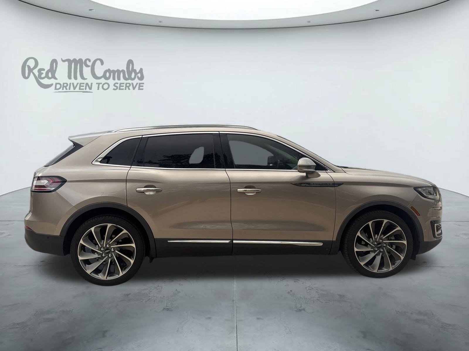 Used 2019 Lincoln Nautilus Reserve image 6