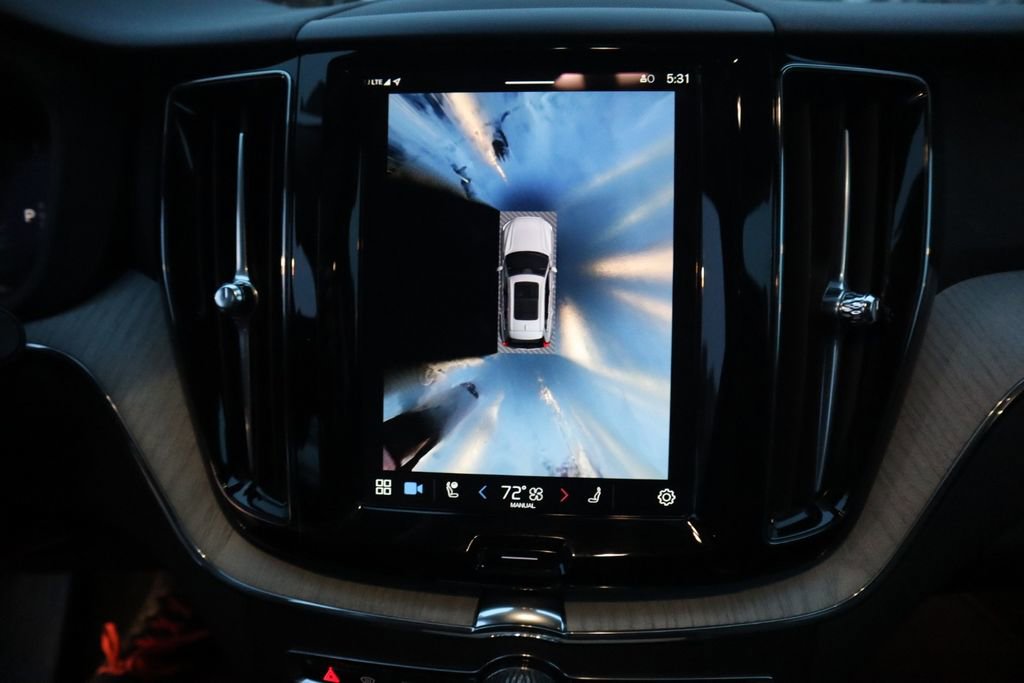 Used 2025 Volvo XC60 B5 Plus w/ Climate Package image 20