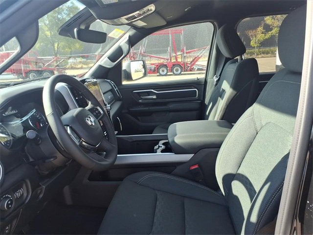 New 2026 RAM 1500 4x4 Crew Cab image 10