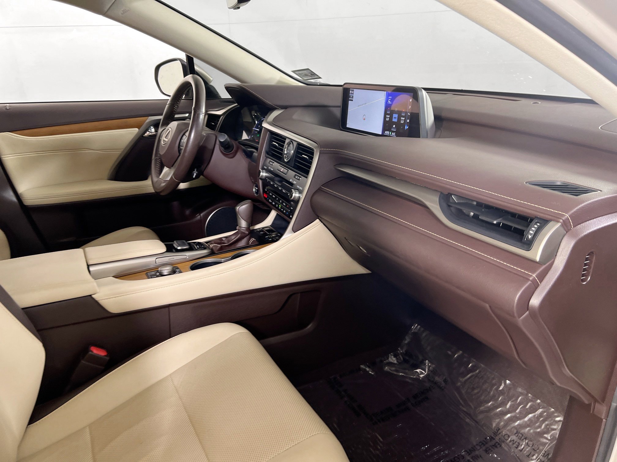 Used 2018 Lexus RX 450h AWD w/ Premium Package image 29