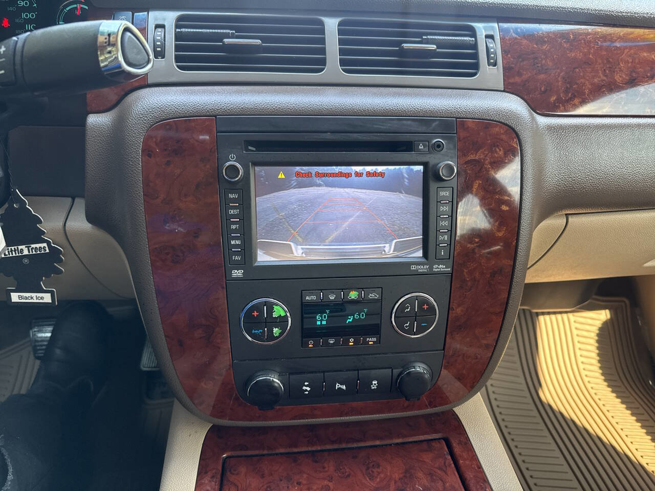 Used 2012 Chevrolet Avalanche LTZ RWD image 32