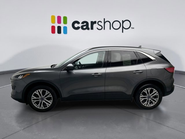 Used 2022 Ford Escape SEL image 2