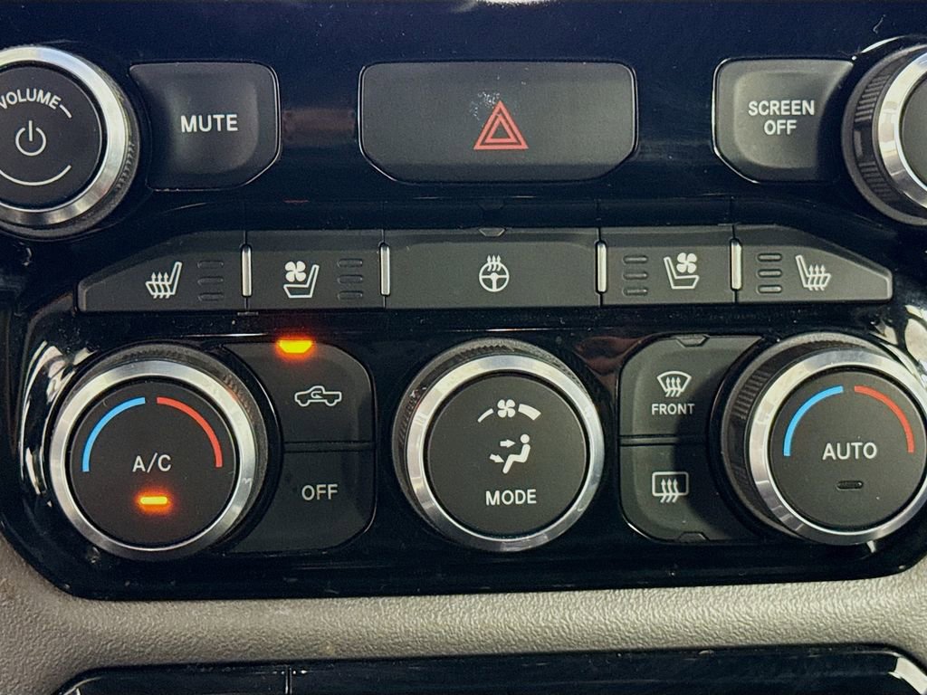 Used 2024 RAM 1500 Laramie image 22