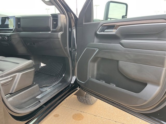 Used 2025 Chevrolet Silverado 2500 LT w/ Z71 Chrome Sport Edition image 55