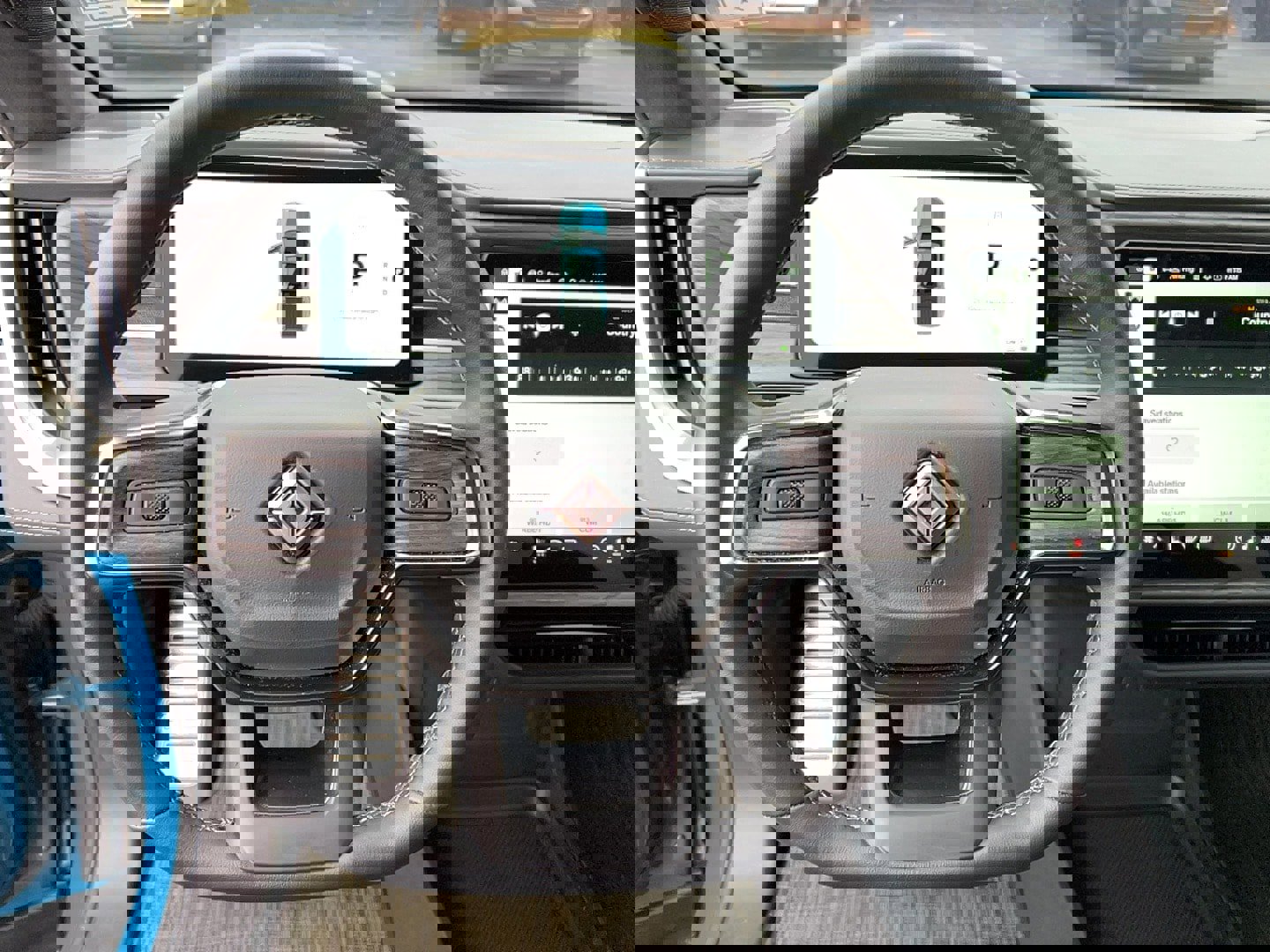 Used 2024 Rivian R1T Adventure image 16