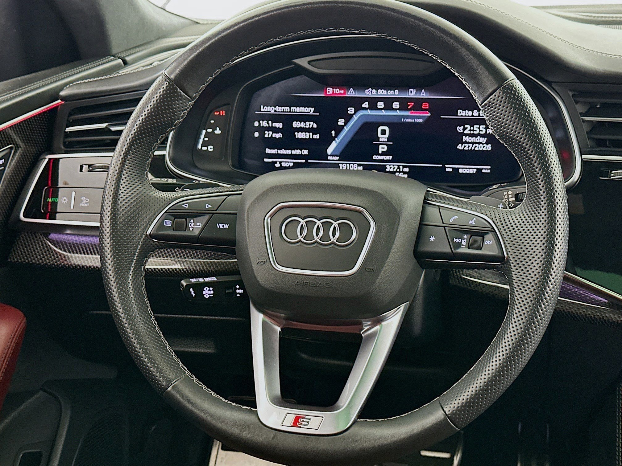 Used 2023 Audi SQ8 Premium Plus w/ SQ8 Luxury Package AWD/4WD image 8