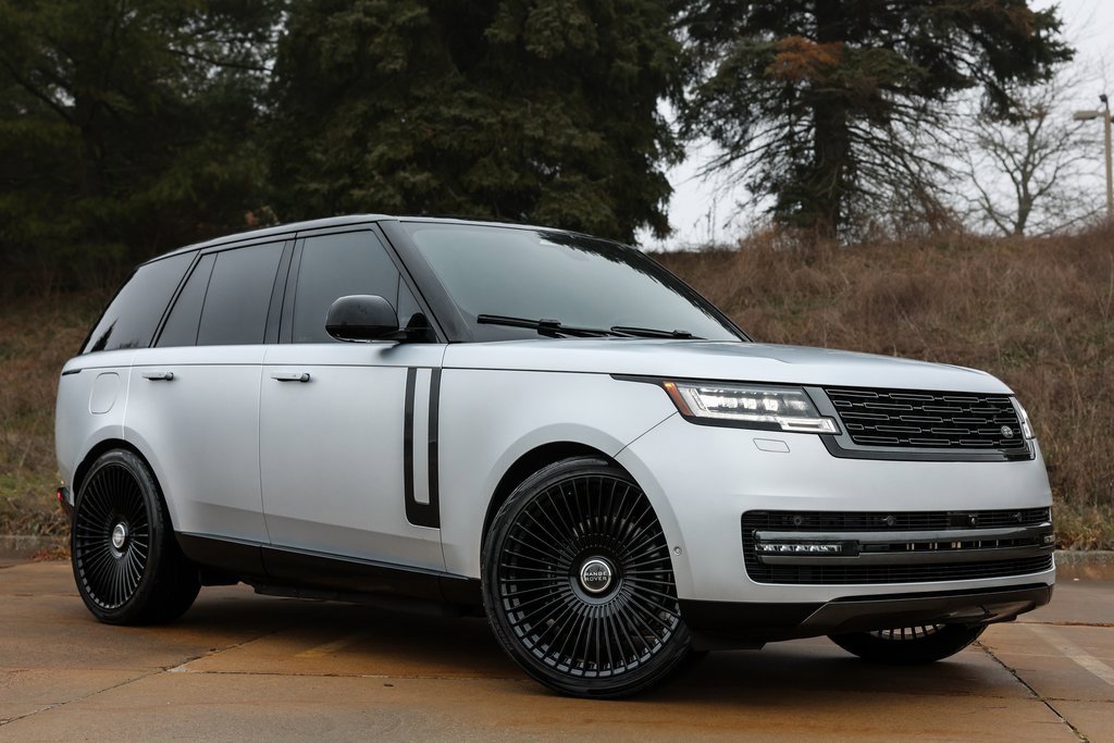 Used 2025 Land Rover Range Rover SE image 8
