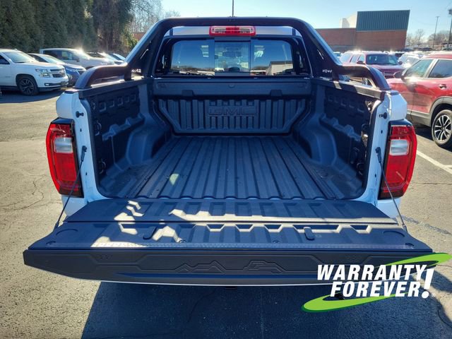New 2026 GMC Canyon AT4 w/ Nightfall Edition image 17