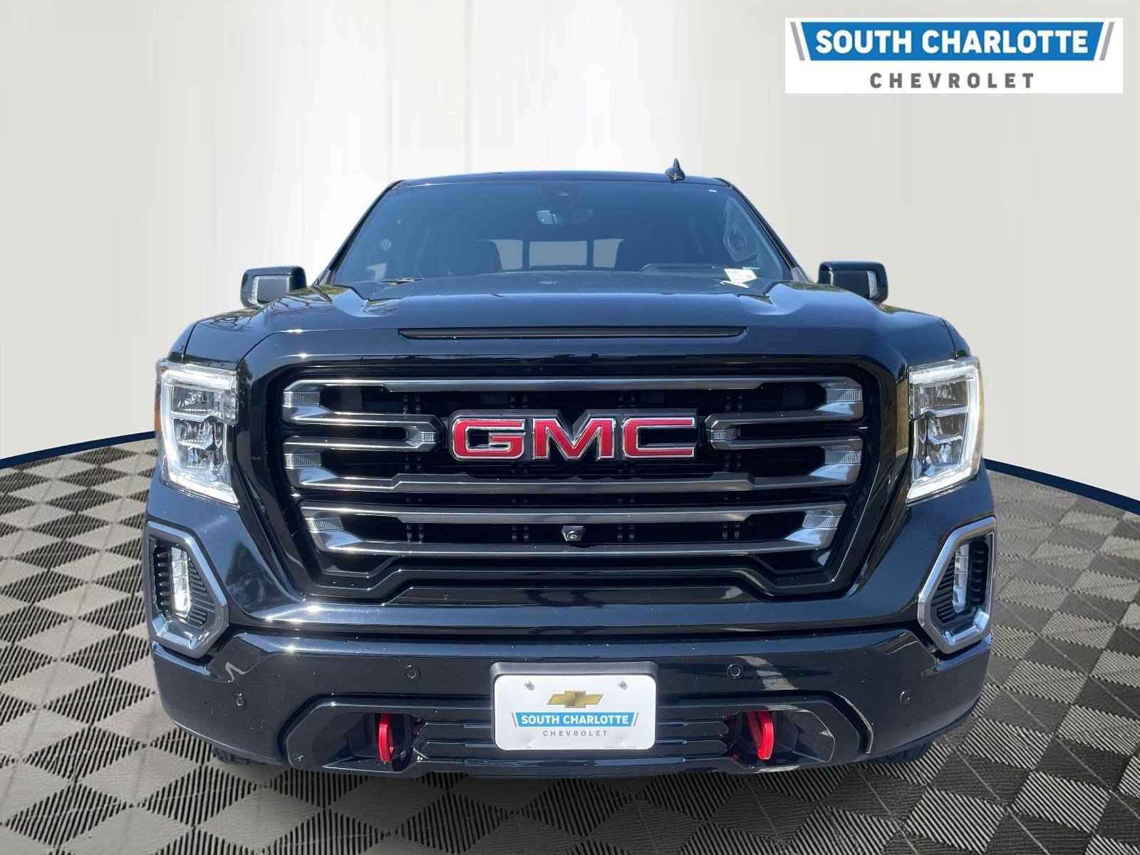 Used 2021 GMC Sierra 1500 AT4 w/ AT4 Value Package AWD/4WD image 2