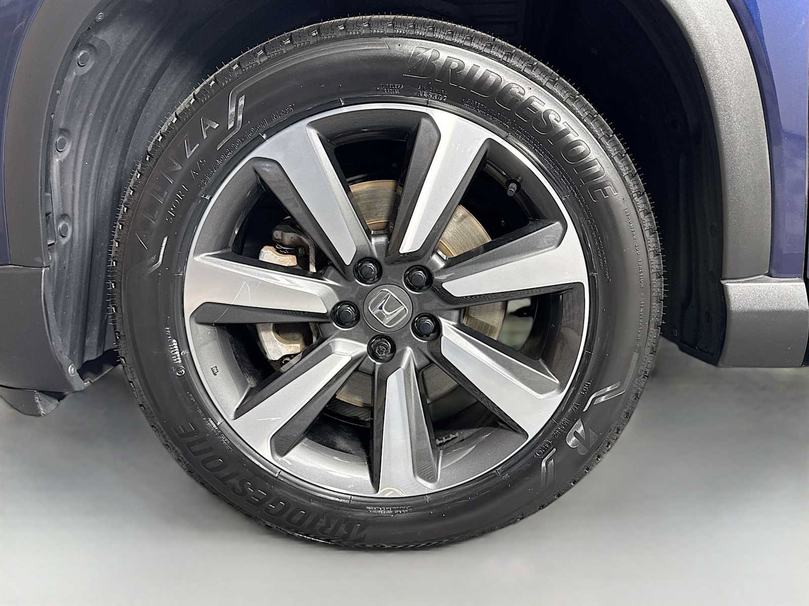 Certified 2024 Honda Pilot Touring image 32