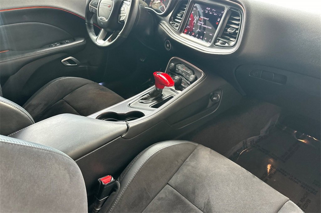Used 2018 Dodge Challenger R/T Scat Pack w/ Leather Interior Group image 17